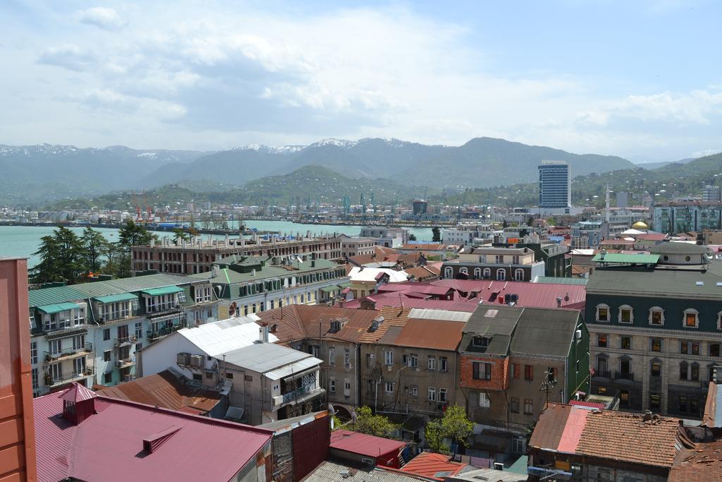 Gagu'S Apartment Batumi Esterno foto